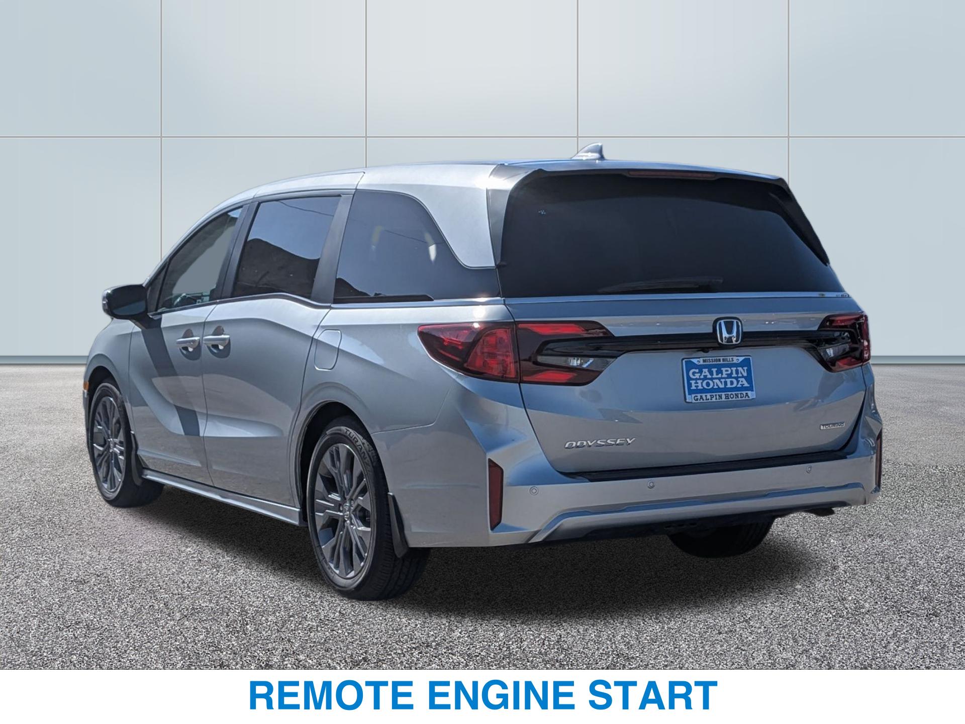 2026 Honda Odyssey Touring - Photo 9