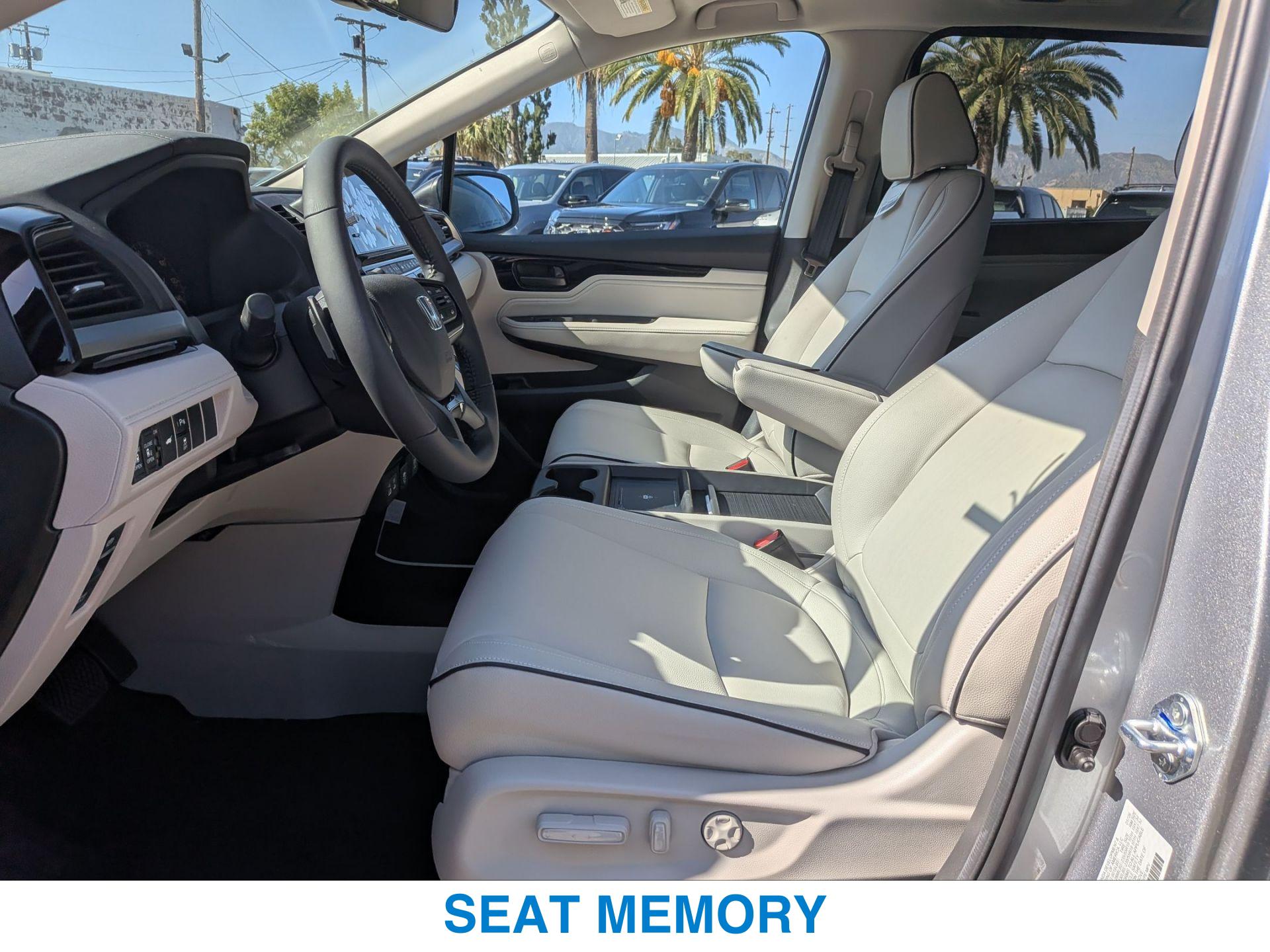 2026 Honda Odyssey Touring - Photo 21