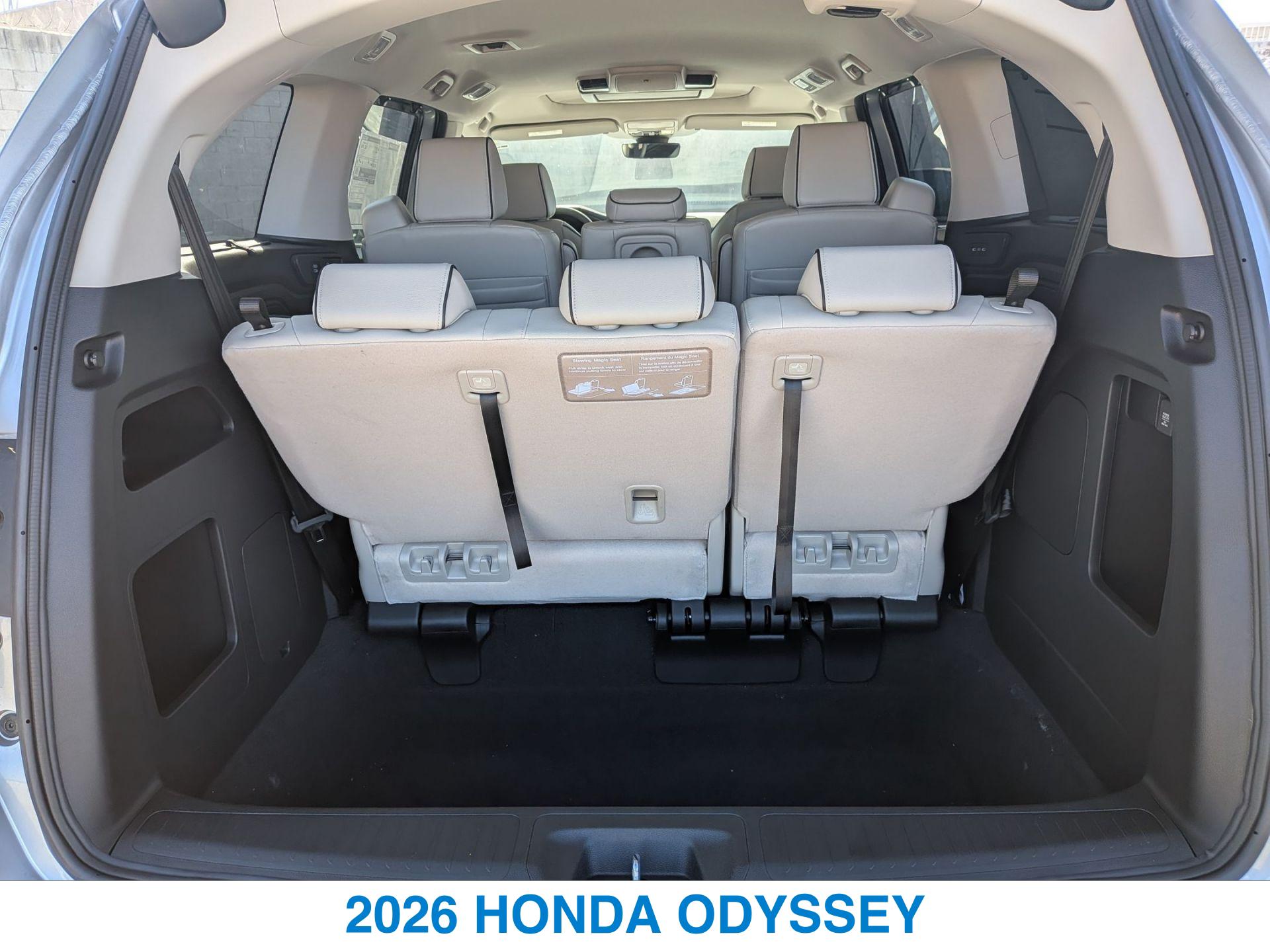 2026 Honda Odyssey Touring - Photo 24