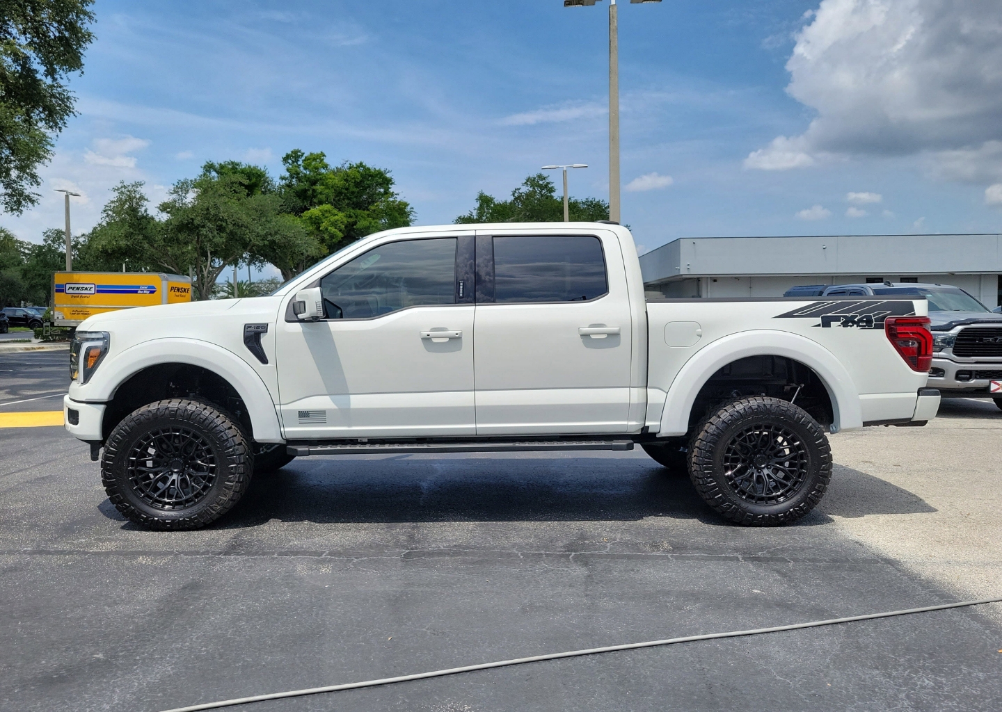2026 Ford F-150 Lariat - Photo 7