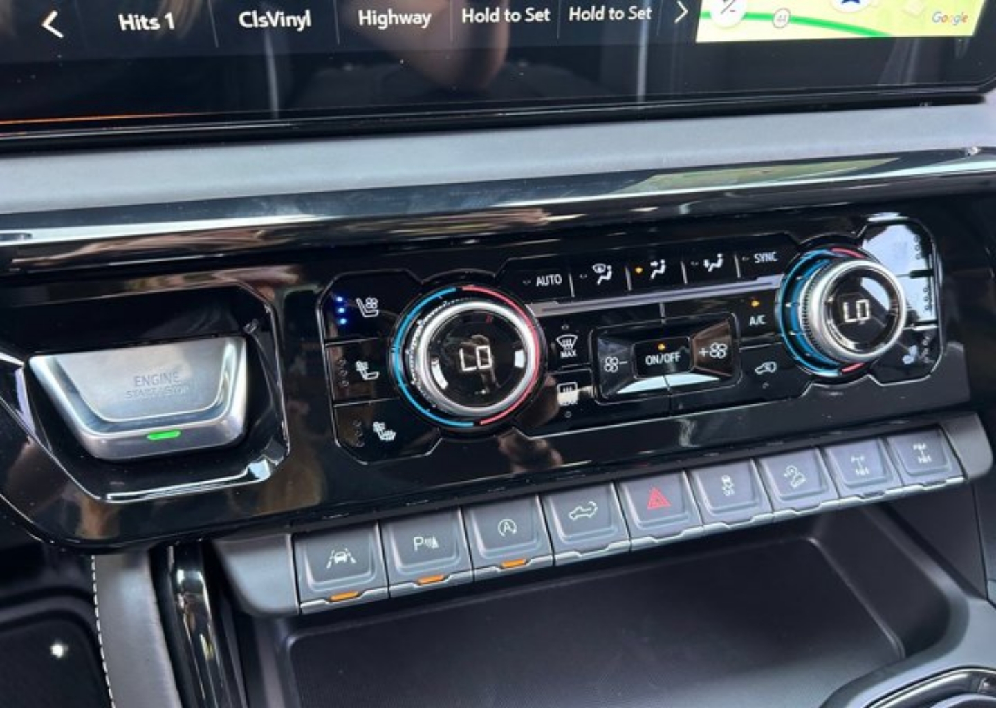 2026 GMC Sierra 1500 AT4X - Photo 41