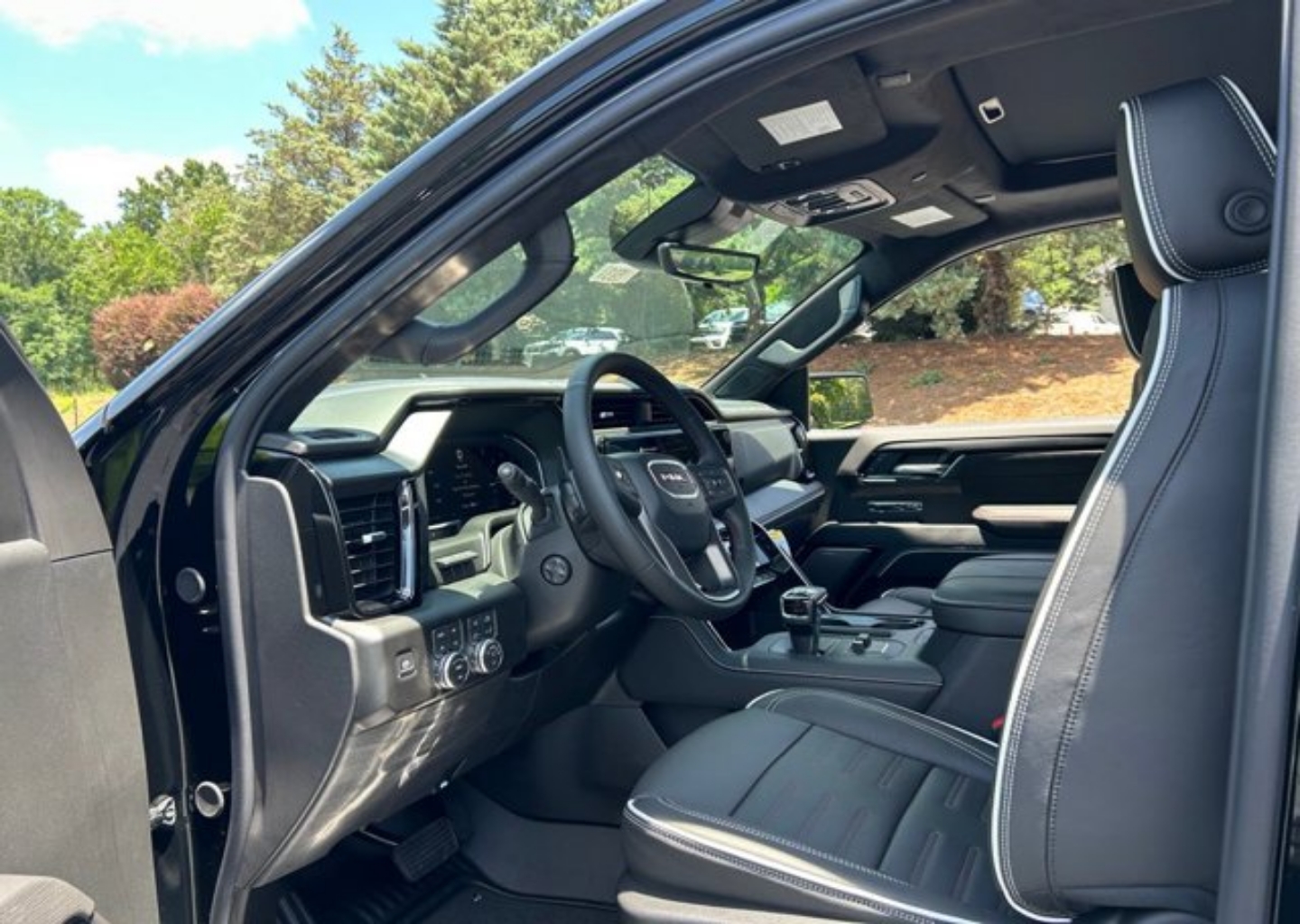 2026 GMC Sierra 1500 AT4X - Photo 47