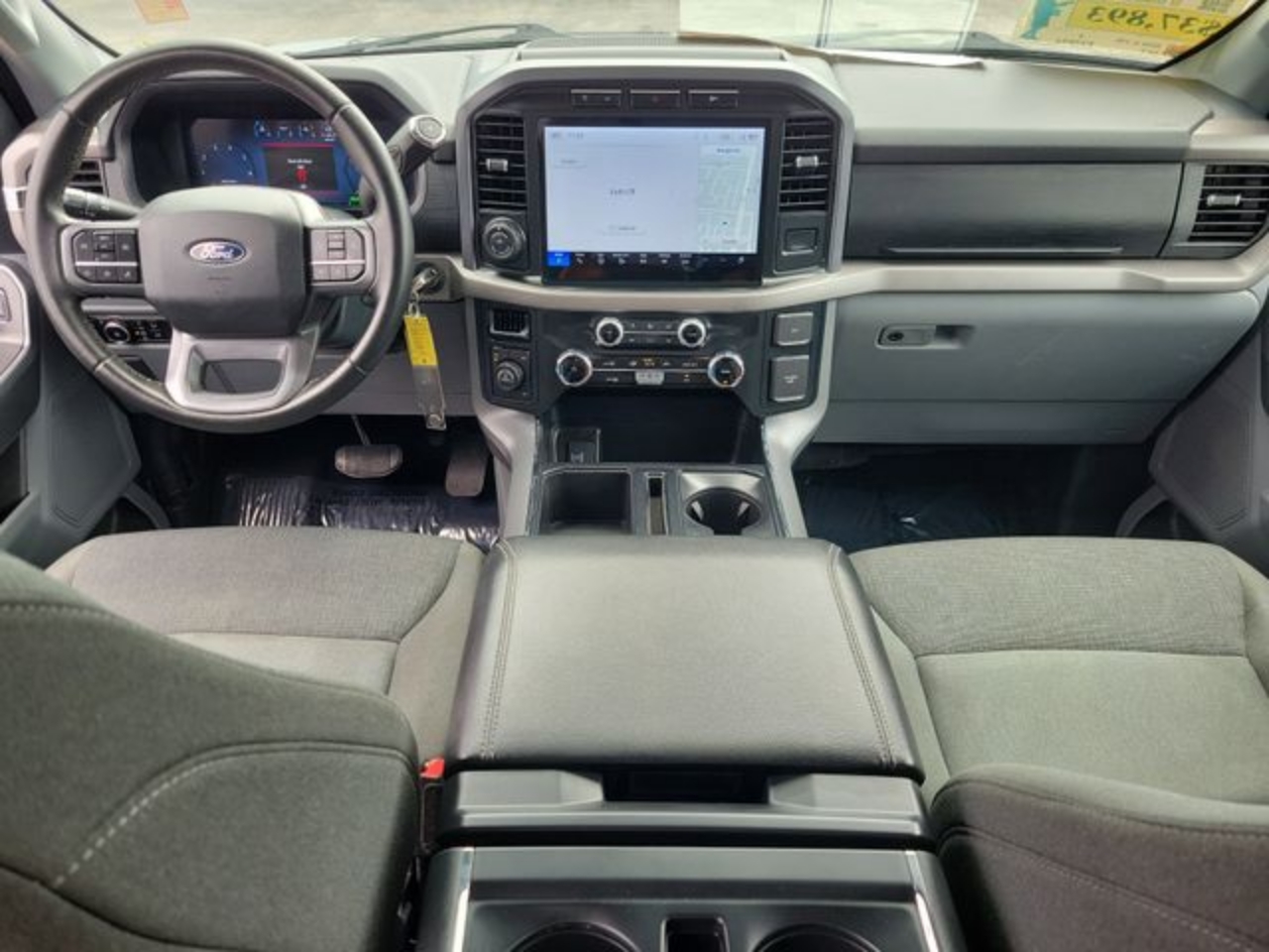 Photo 12