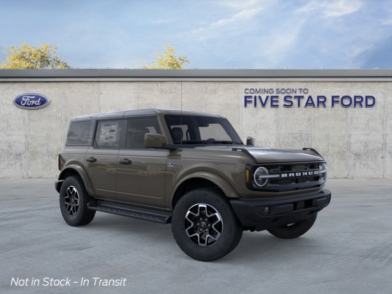 2026 Ford Bronco Outer Banks
