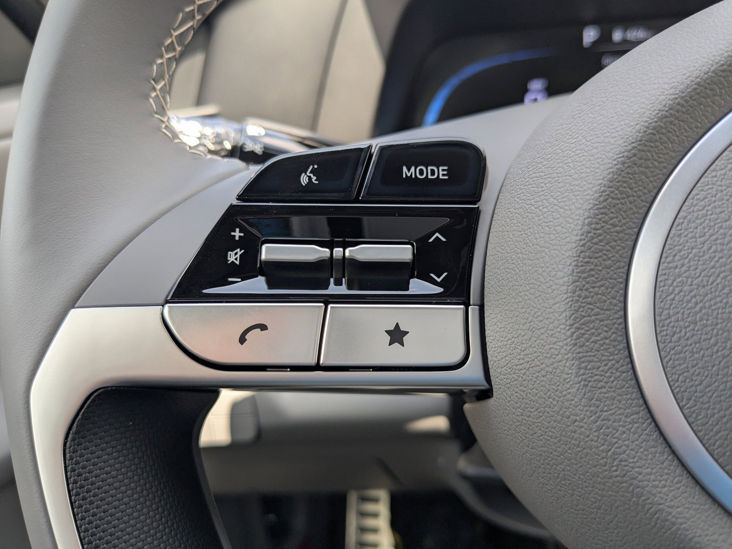 2025 Hyundai Elantra SEL - Photo 19