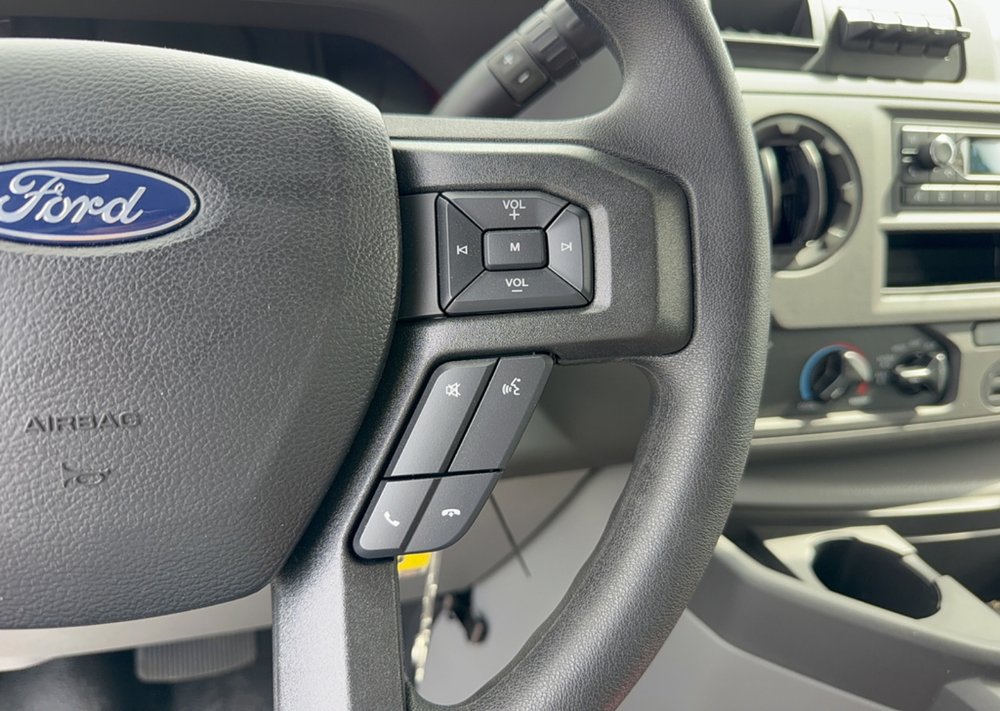 2026 Ford E-Series Cutaway Base - Photo 23