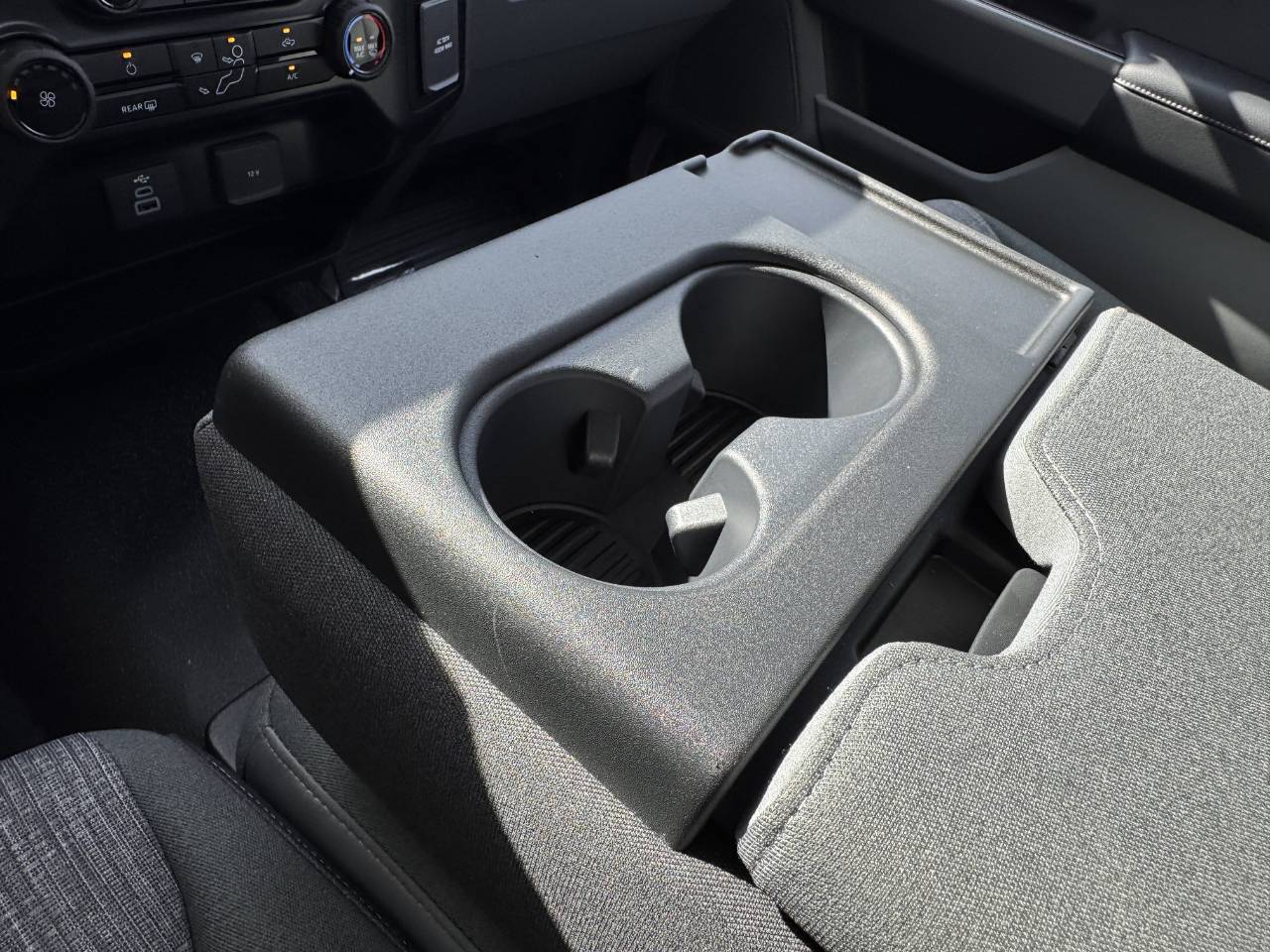 2024 Ford F-350 Super Duty Chassis Cab XLT - Photo 19