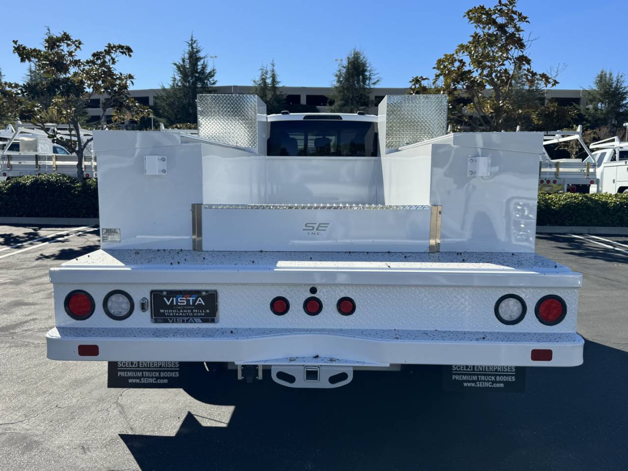 2026 Ford F-550 Super Duty Chassis Cab XL - Photo 6