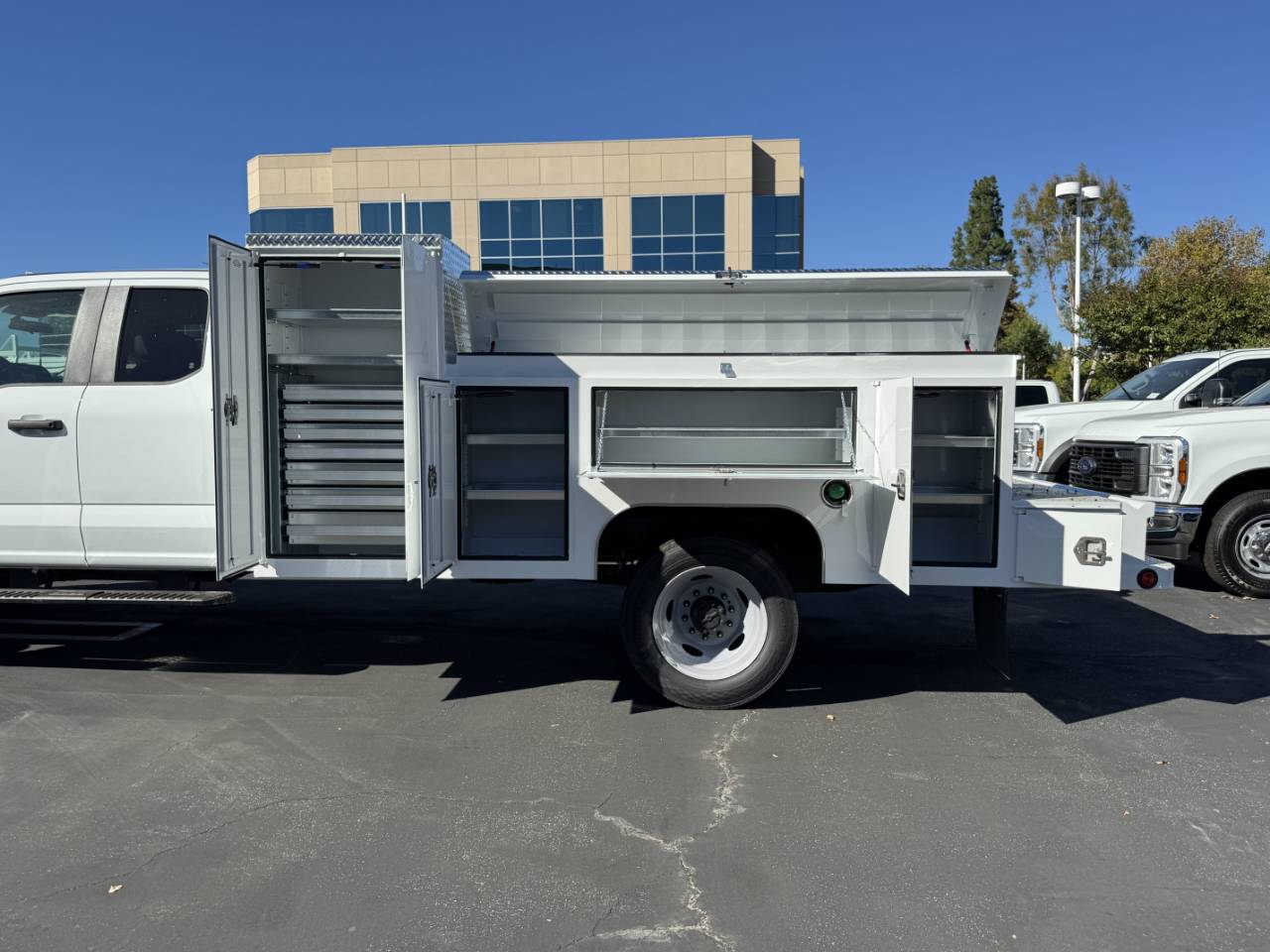 2026 Ford F-550 Super Duty Chassis Cab XL - Photo 9