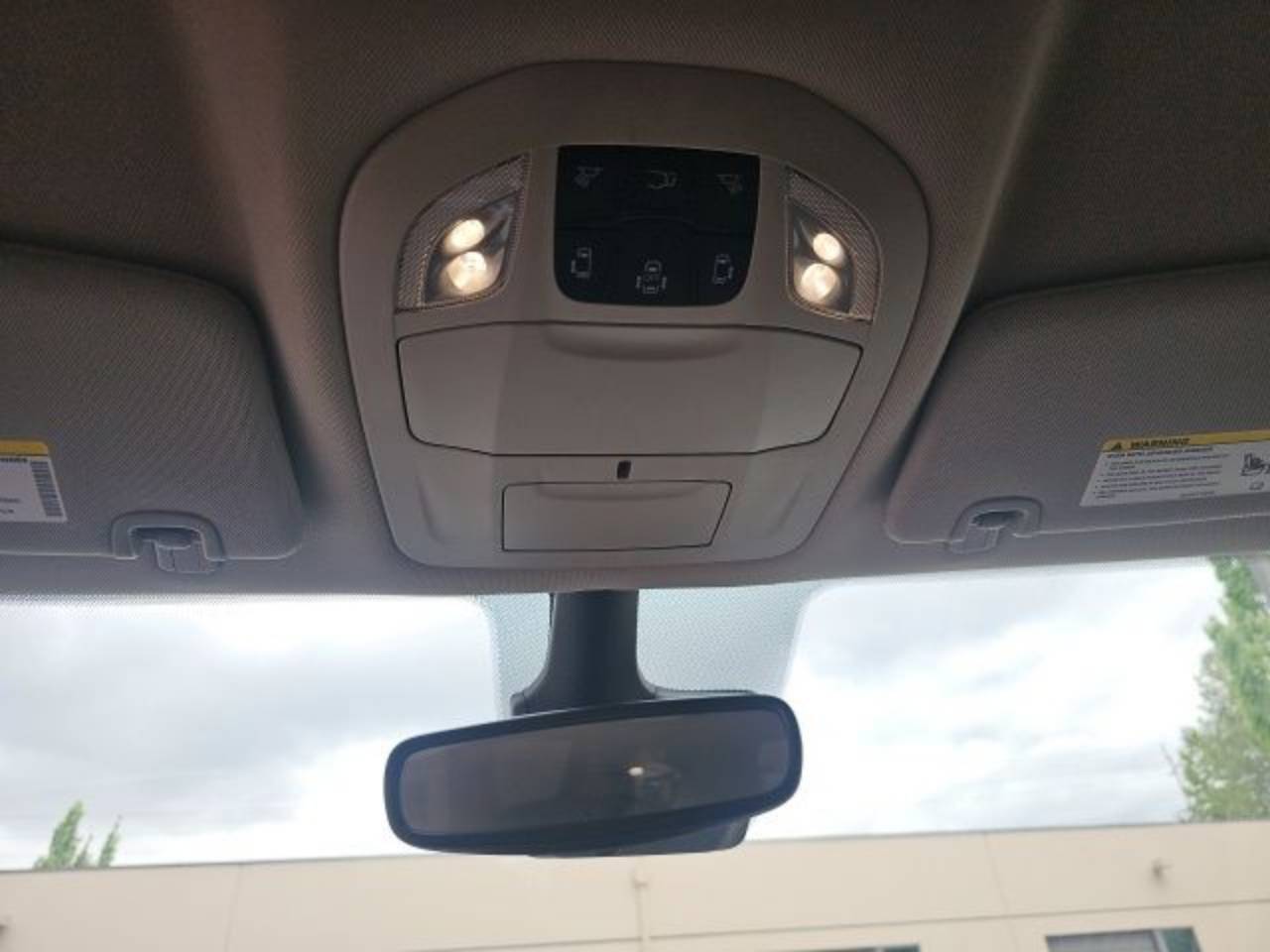 2023 Chrysler Voyager LX - Photo 27