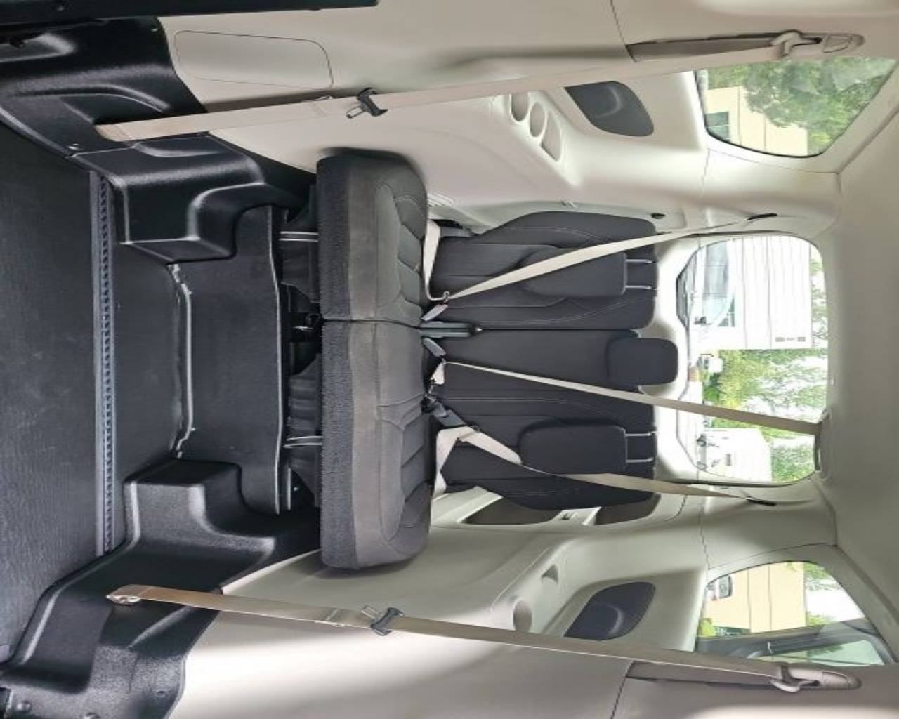 2023 Chrysler Voyager LX - Photo 38