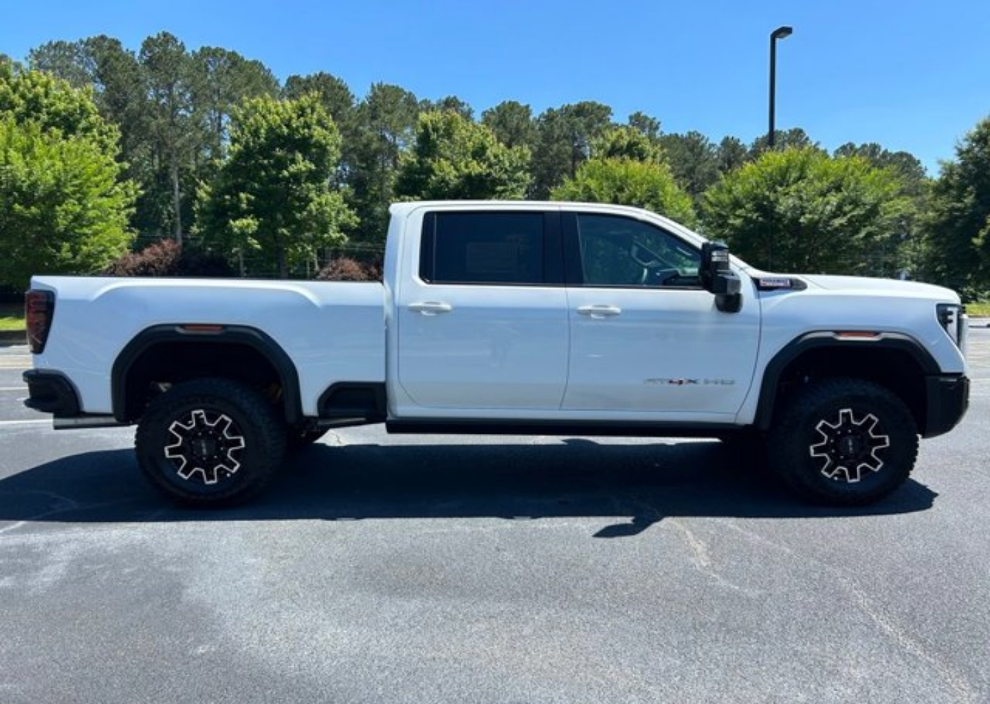 2026 GMC Sierra 2500HD AT4X - Photo 28