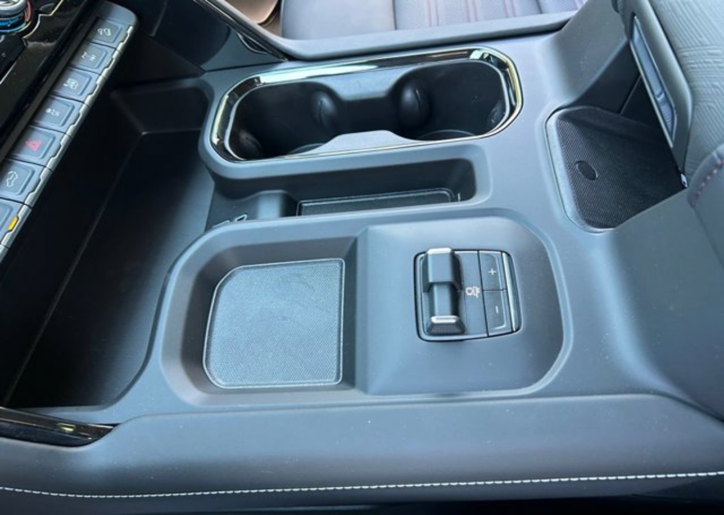 2026 GMC Sierra 2500HD AT4X - Photo 41