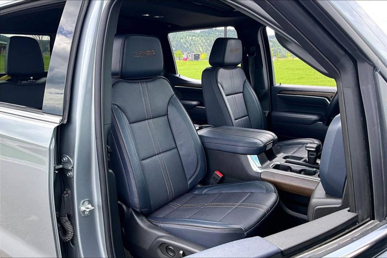 2025 Chevrolet Silverado 1500 High Country - Photo 7