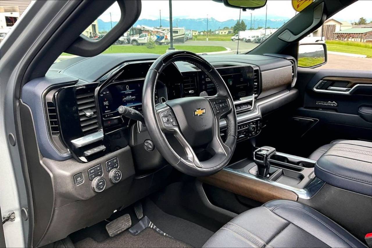 2025 Chevrolet Silverado 1500 High Country - Photo 14
