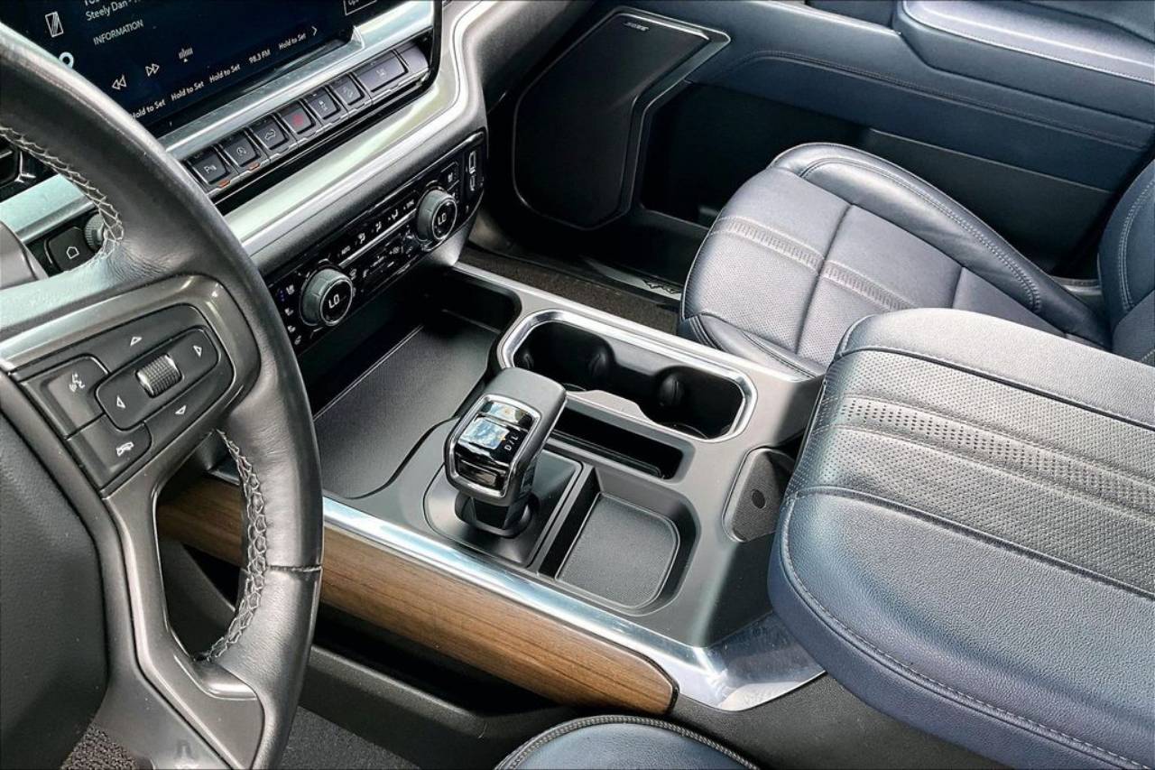 2025 Chevrolet Silverado 1500 High Country - Photo 15