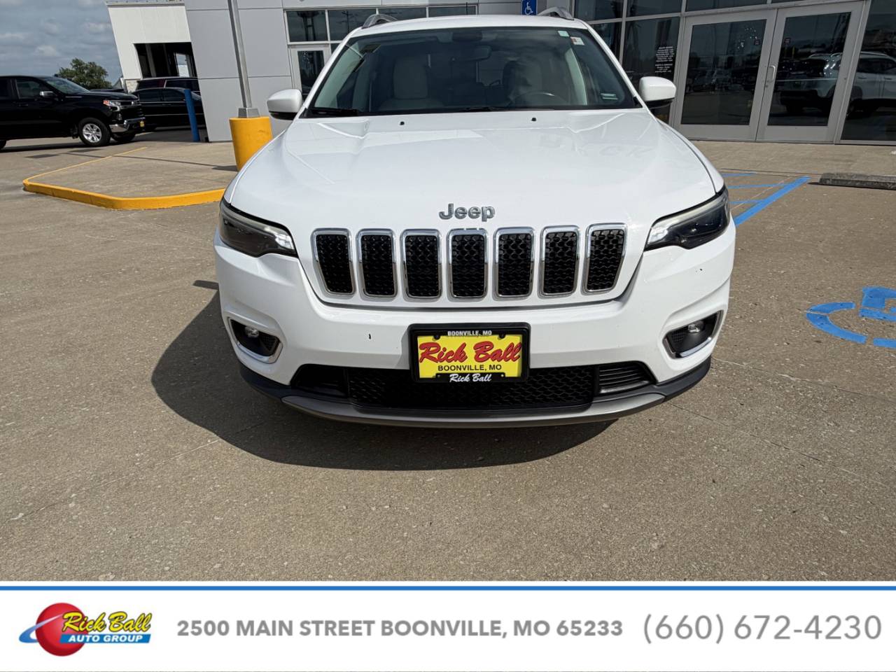 Used 2019 Jeep Cherokee Limited with VIN 1C4PJMDX7KD200346 for sale in Kansas City