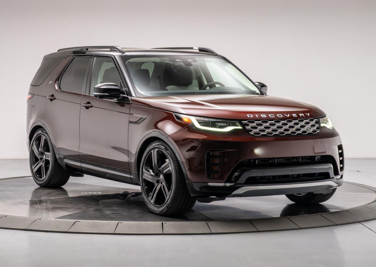 2026 Land Rover Discovery Gemini Edition - Photo 7