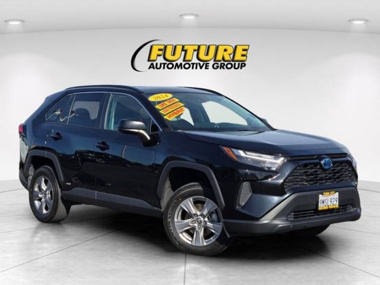 2024 Toyota RAV4 Hybrid LE