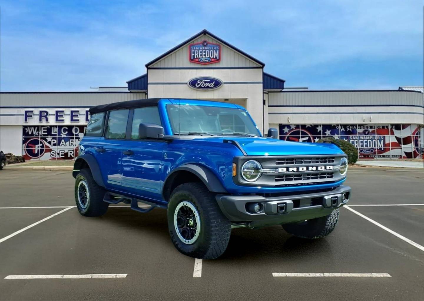 2024 Ford Bronco 4-Door Black Diamond