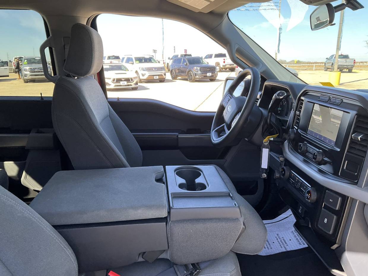 2023 Ford F-150 XLT - Photo 18