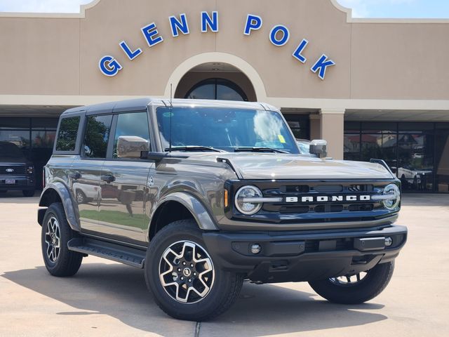 New 2026 Ford Bronco Outer Banks