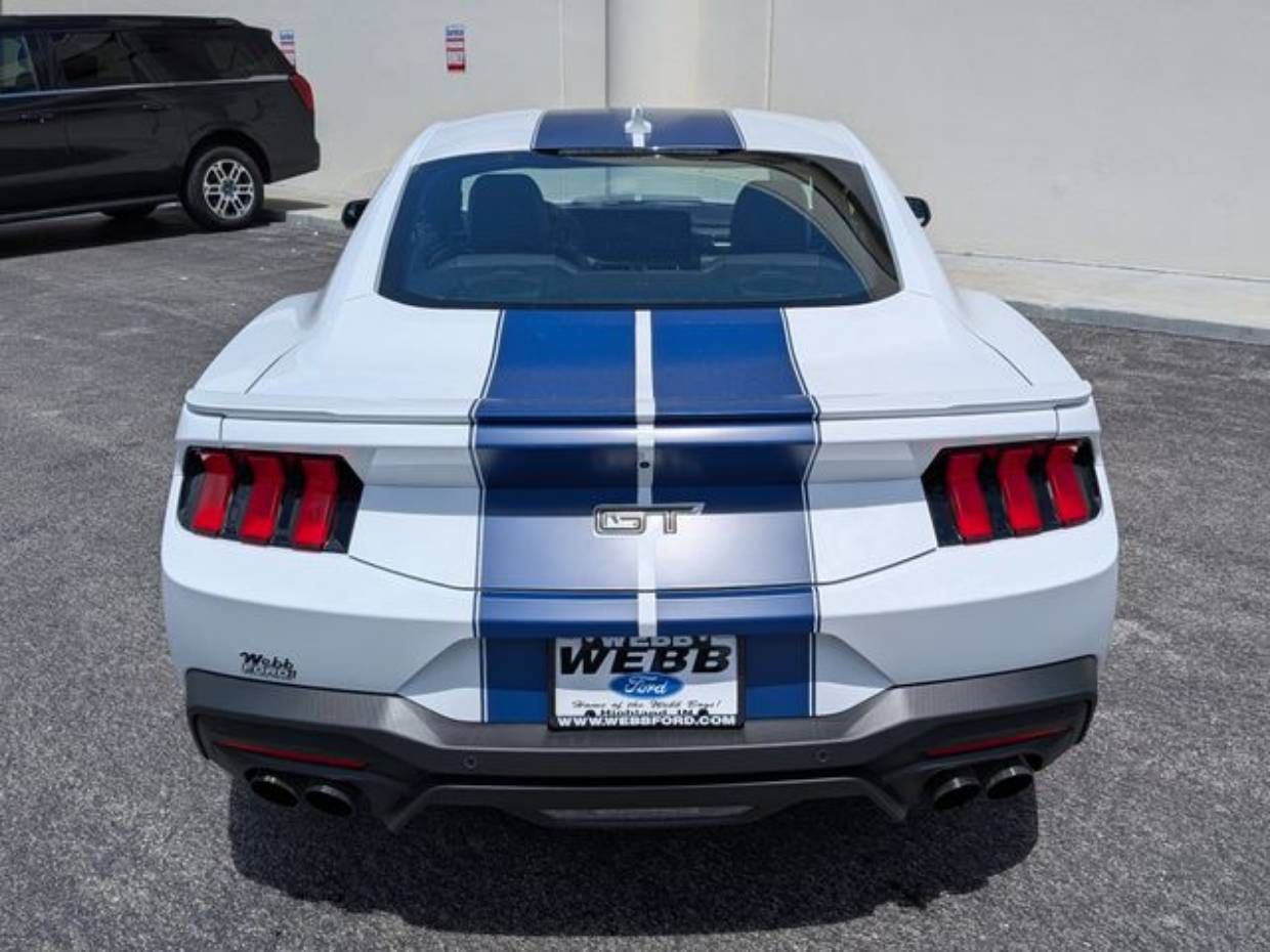 2025 Ford Mustang GT Premium Fastback - Photo 27