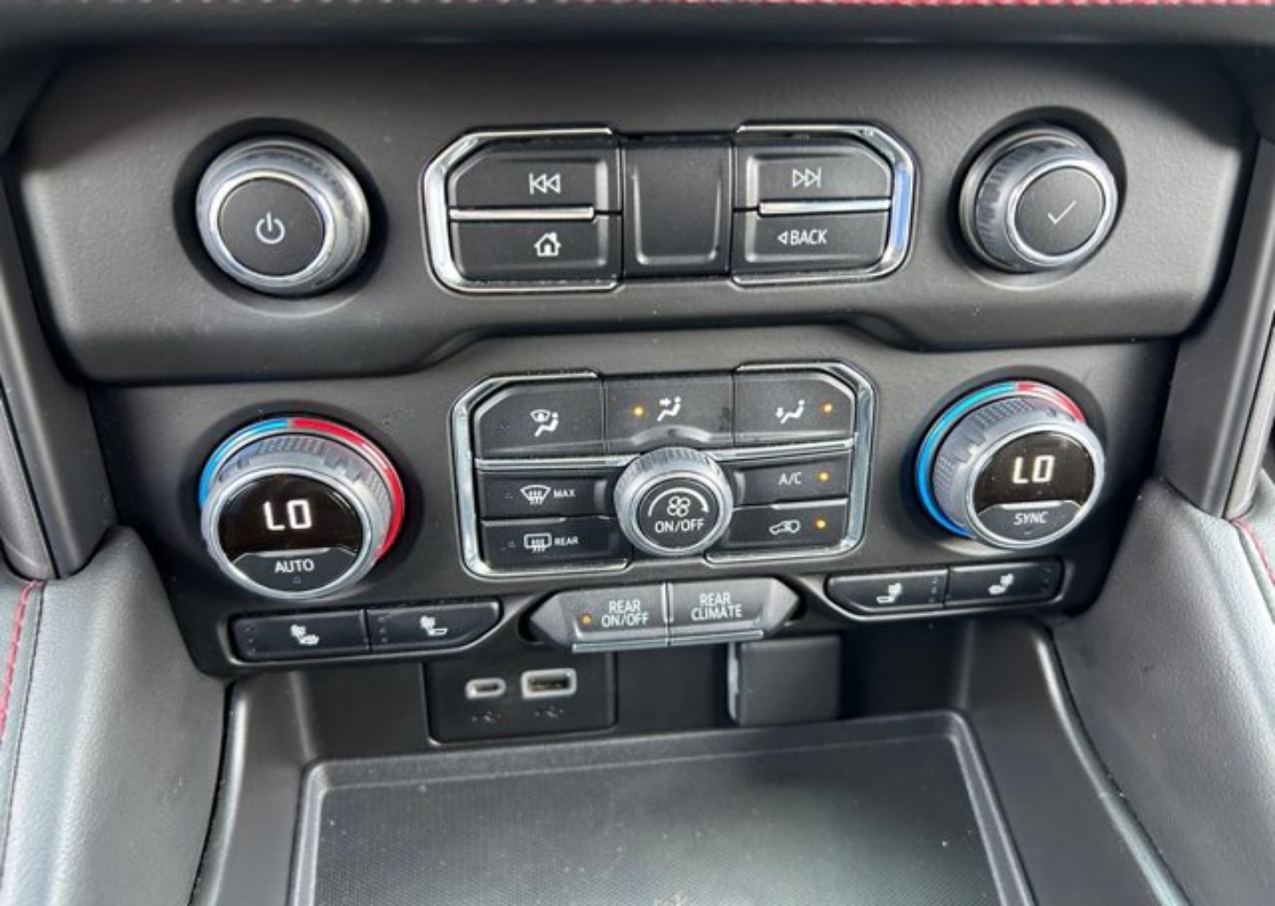 2021 Chevrolet Tahoe RST - Photo 37