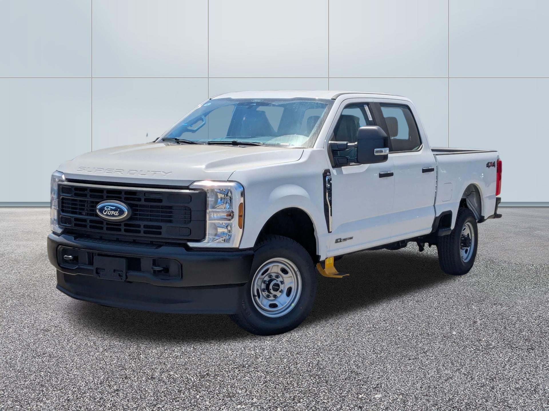 2026 Ford F-350 XL 4x4 Crew Cab 6-3/4' Box SRW's photo