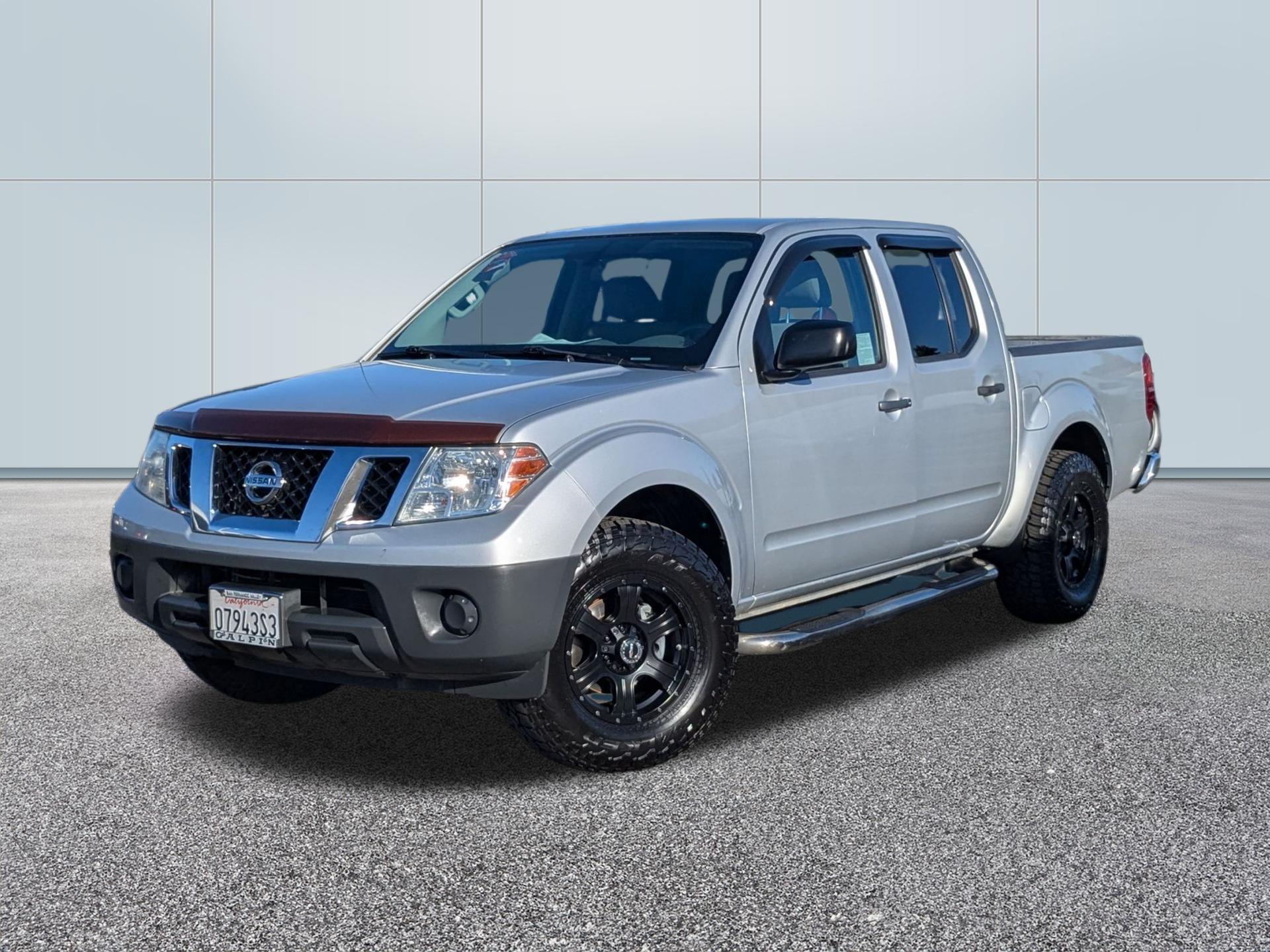 2015 Nissan Frontier 4.0 S Crew Cab 4X2 MT's photo