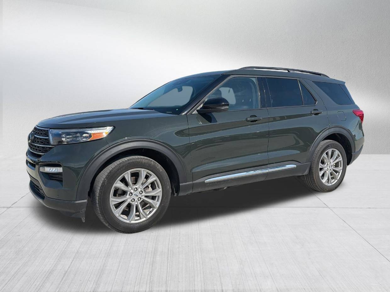 2024 Ford Explorer XLT 4WD's photo