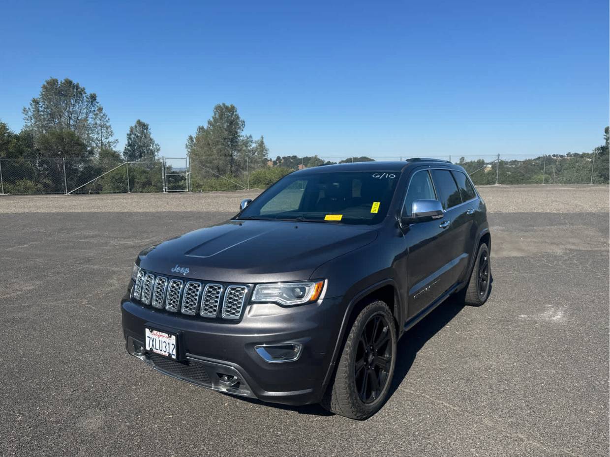 2017 Jeep Grand Cherokee Overland 4WD's photo