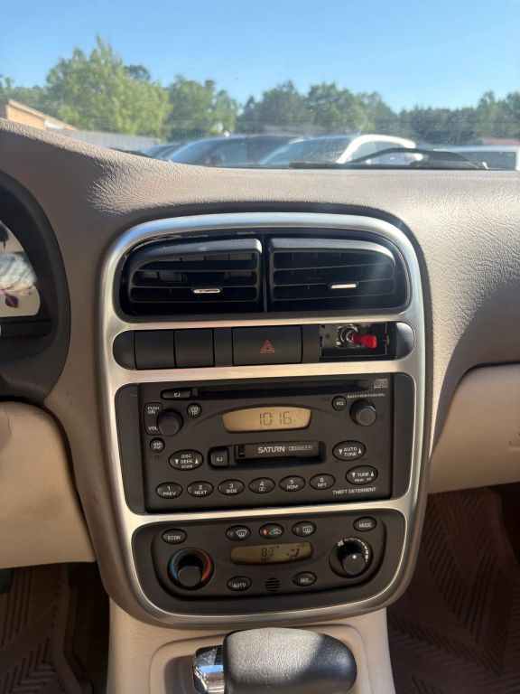 2003 Saturn L-Series L200 - Photo 17
