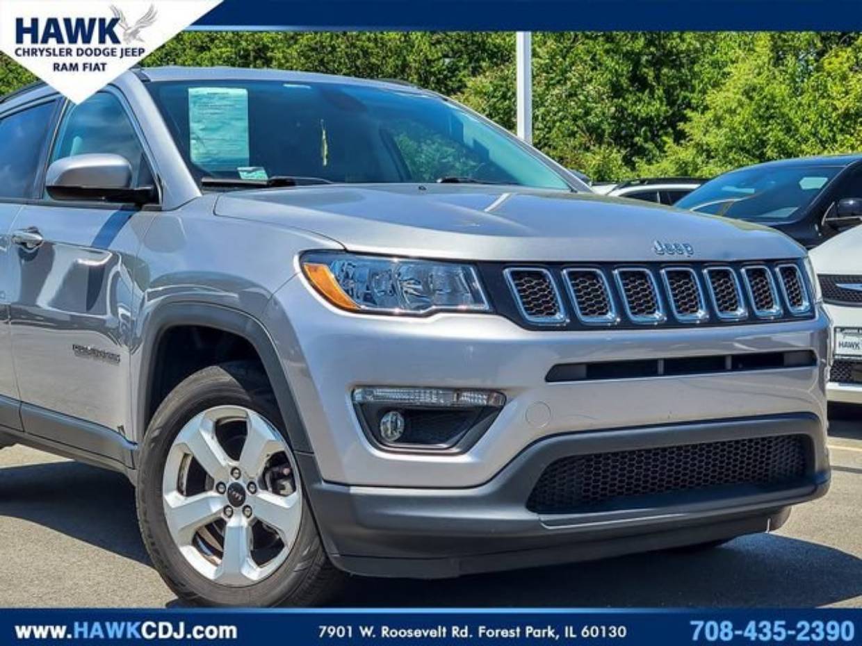 Used 2018 Jeep Compass Latitude with VIN 3C4NJDBB6JT256138 for sale in Niles, IL