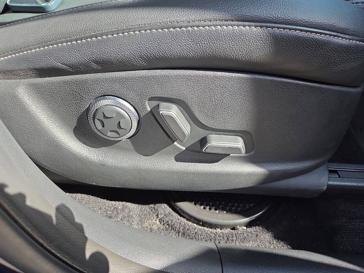 2024 GENESIS GV80 Standard - Photo 14