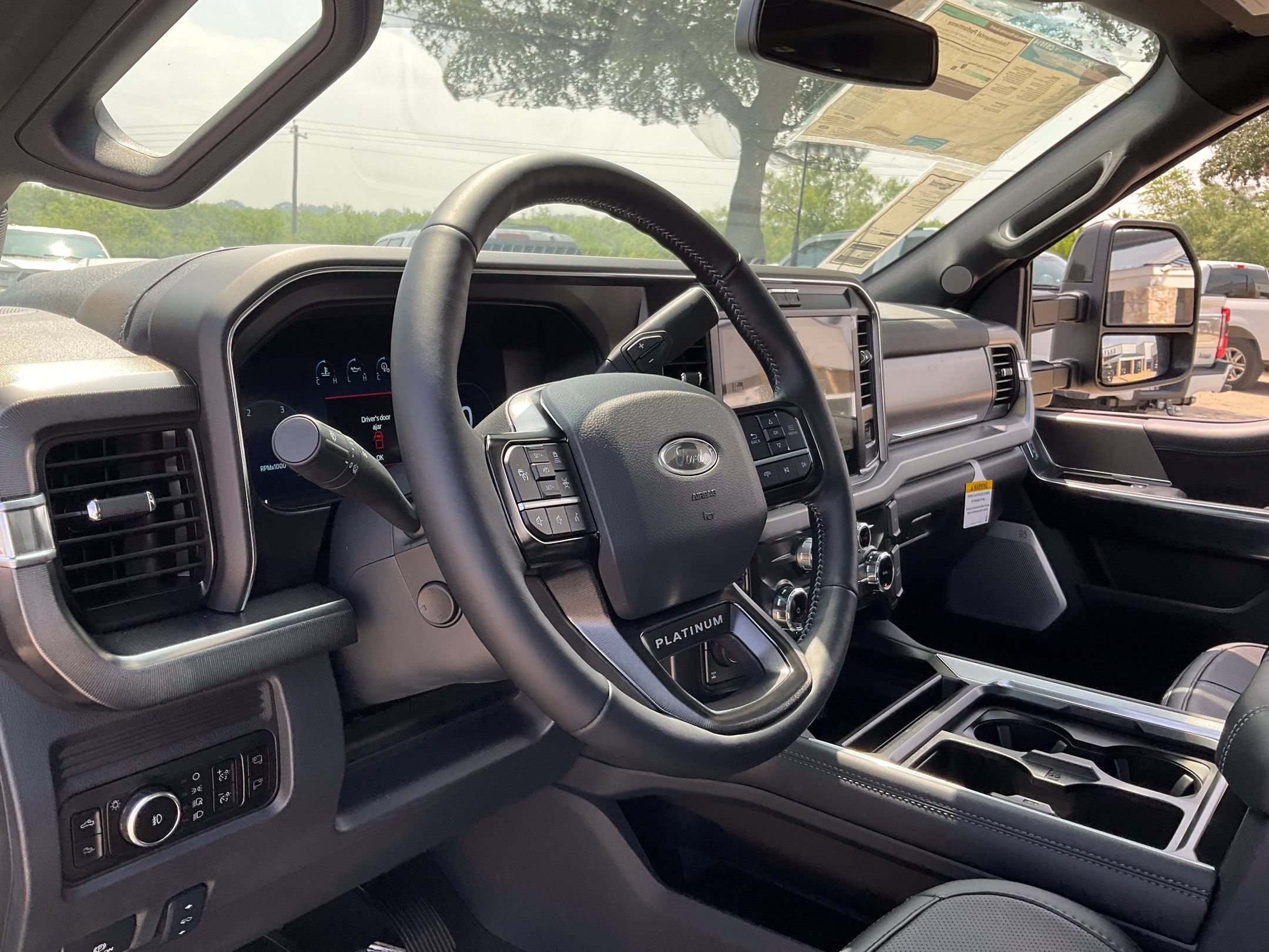 2026 Ford F-350 Super Duty Platinum - Photo 6