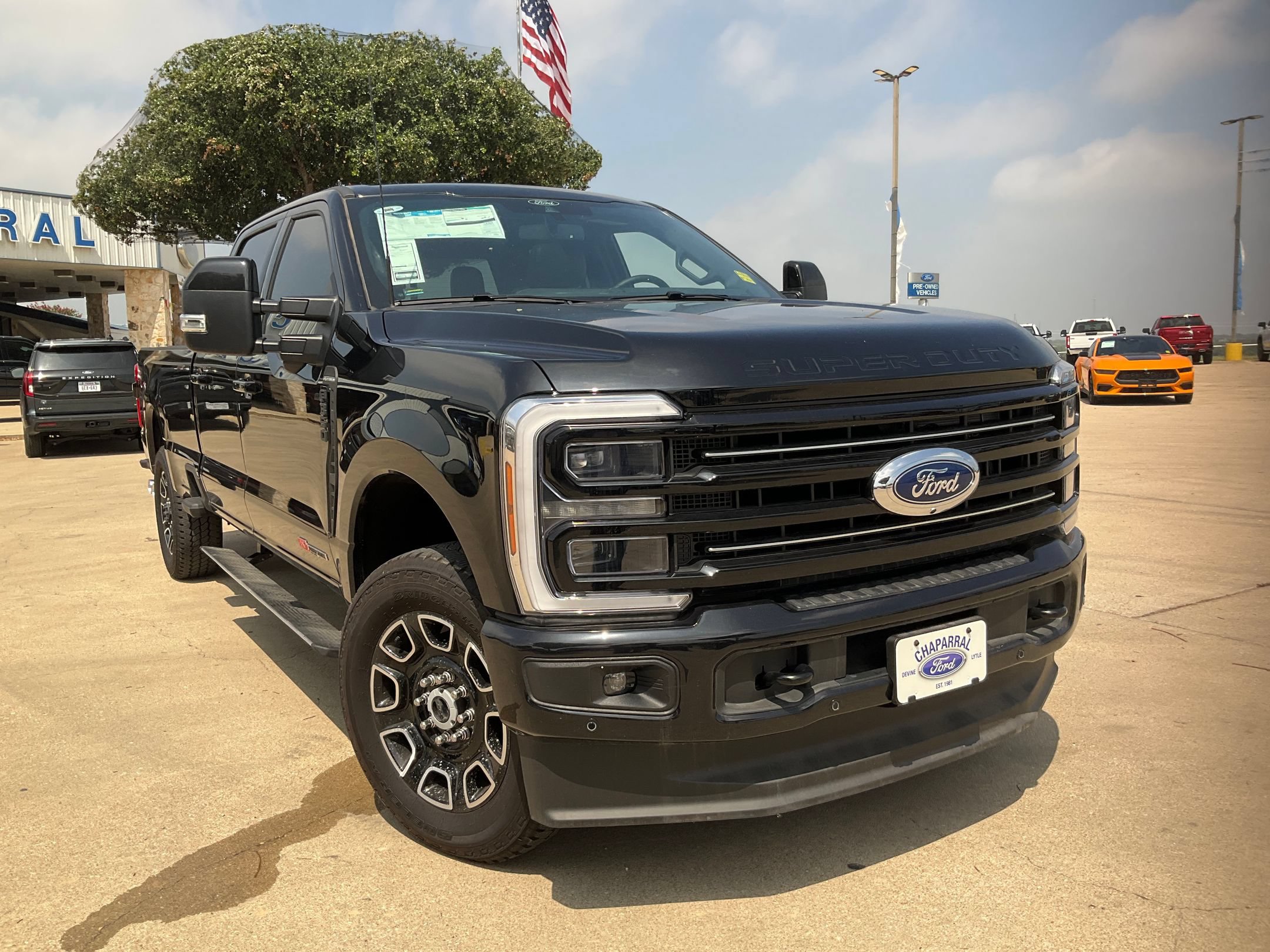 2026 Ford F-350 Super Duty Platinum - Photo 26