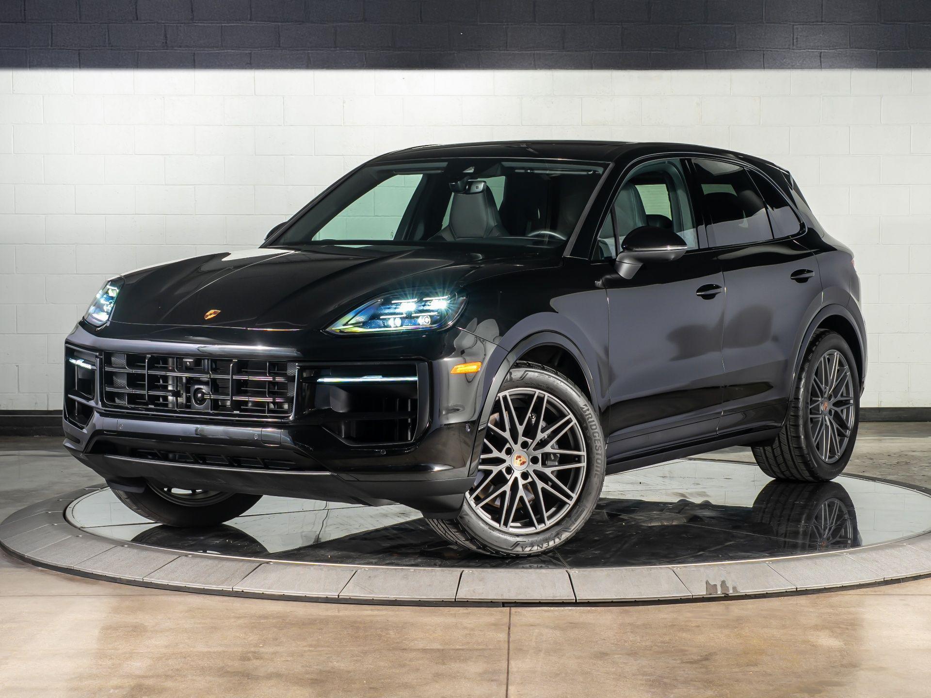 2025 Porsche Cayenne -'s photo