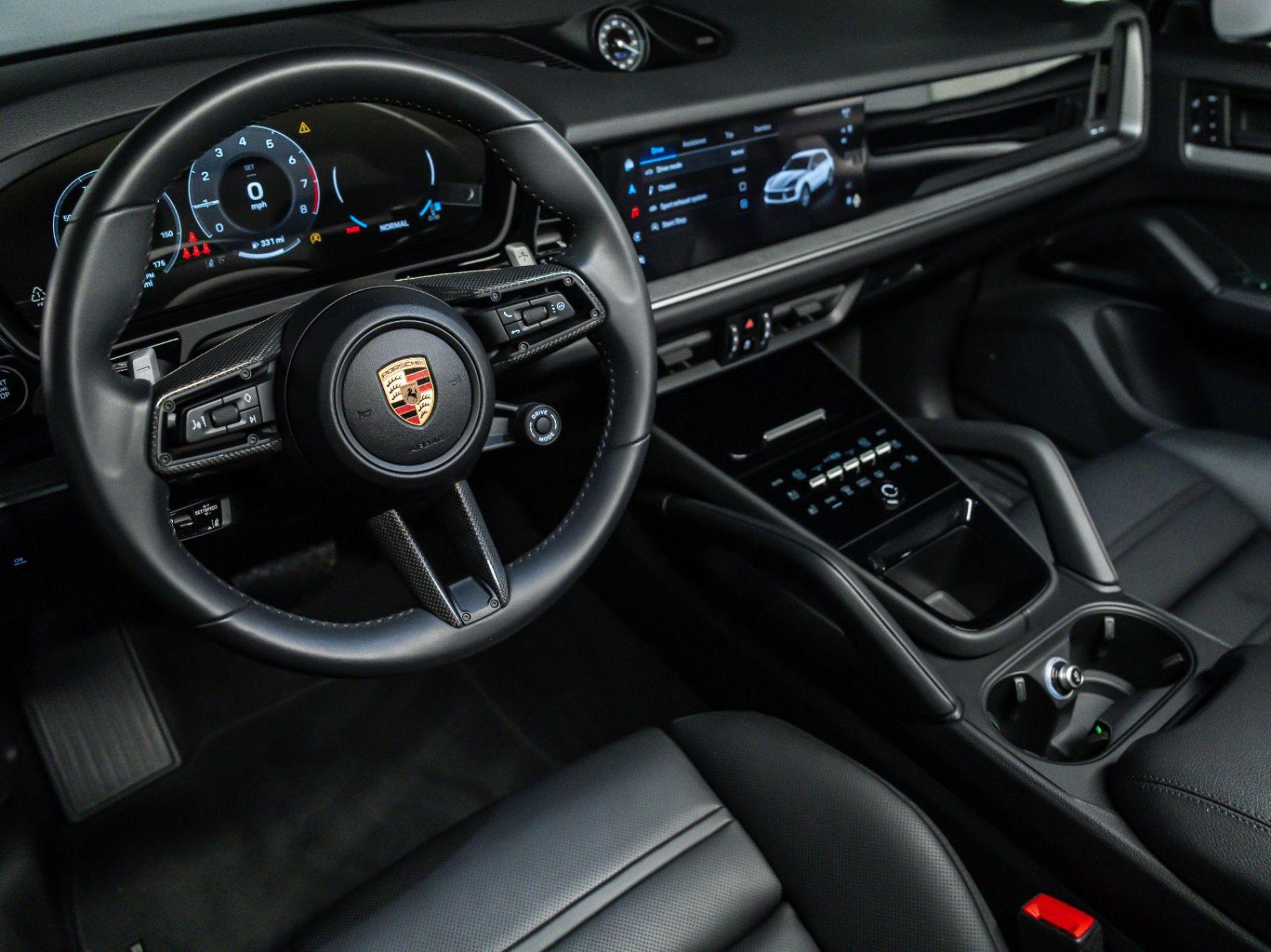 2025 Porsche Cayenne Base - Photo 15