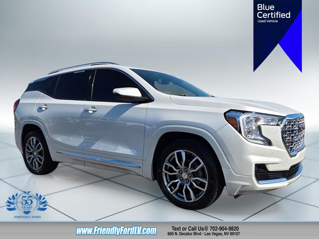 2022 GMC Terrain Denali AWD's photo