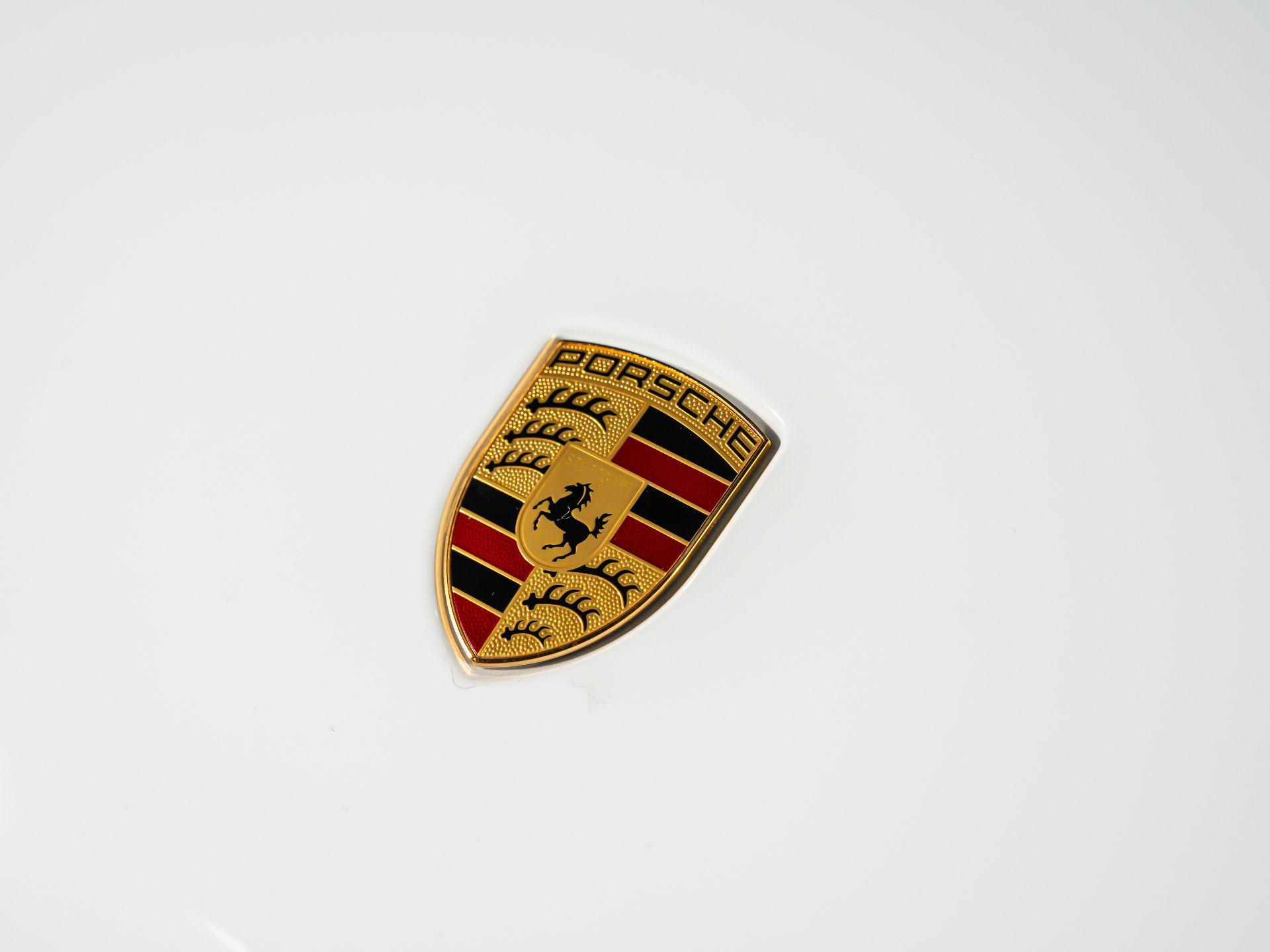 2026 Porsche Macan Base - Photo 11