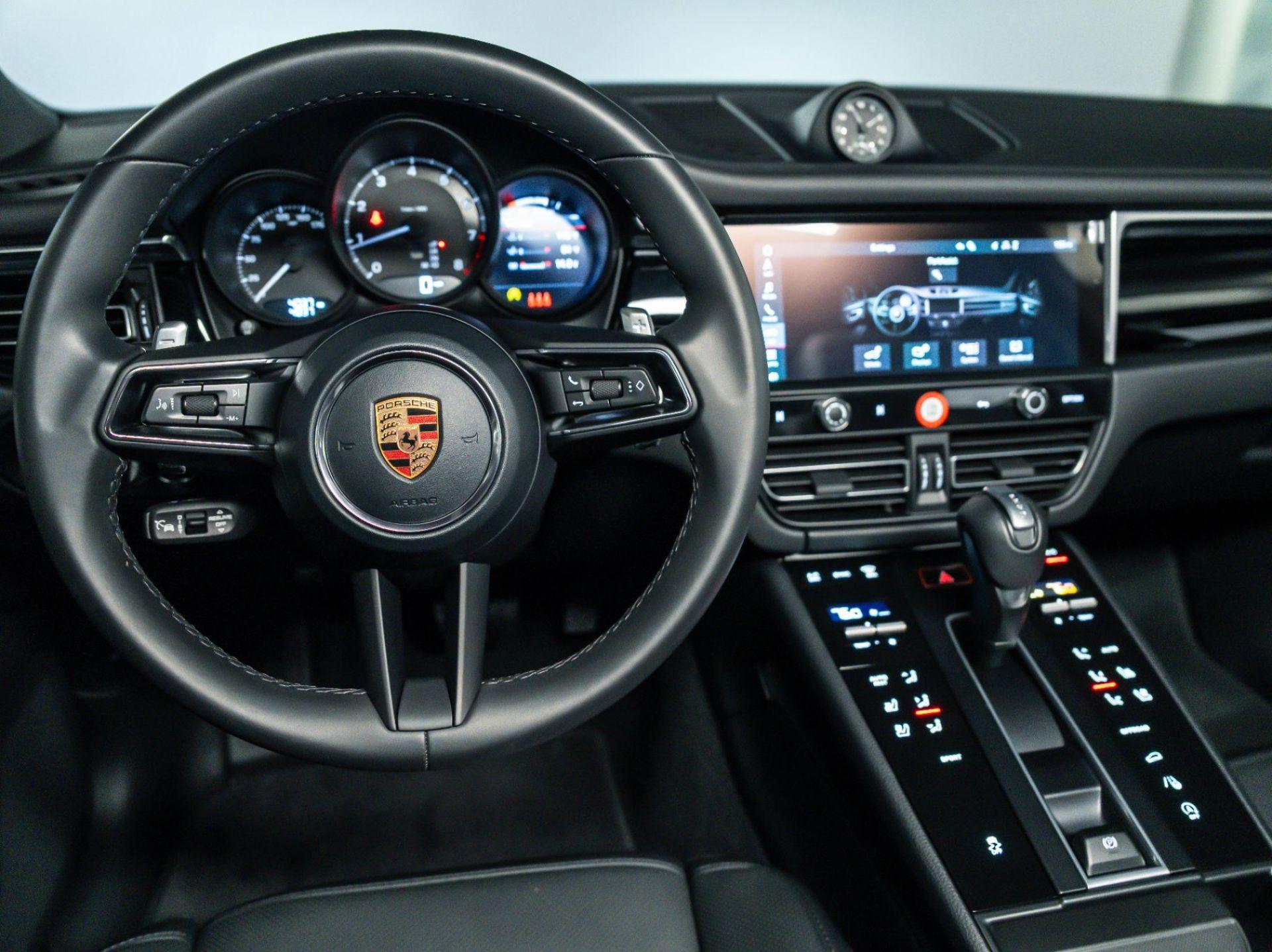 2026 Porsche Macan Base - Photo 21