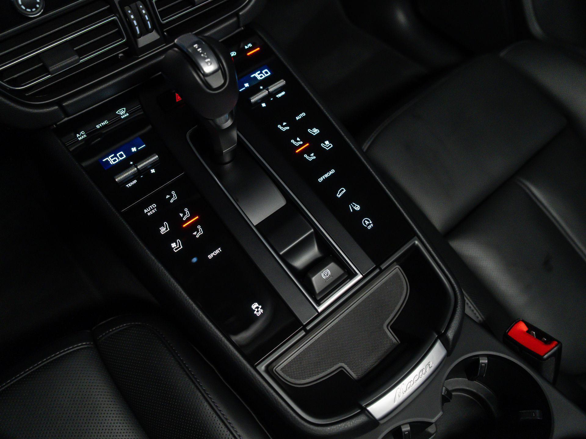 2026 Porsche Macan Base - Photo 22