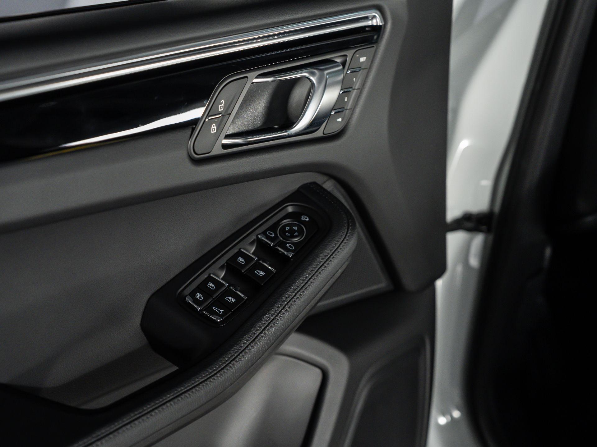 2026 Porsche Macan Base - Photo 28