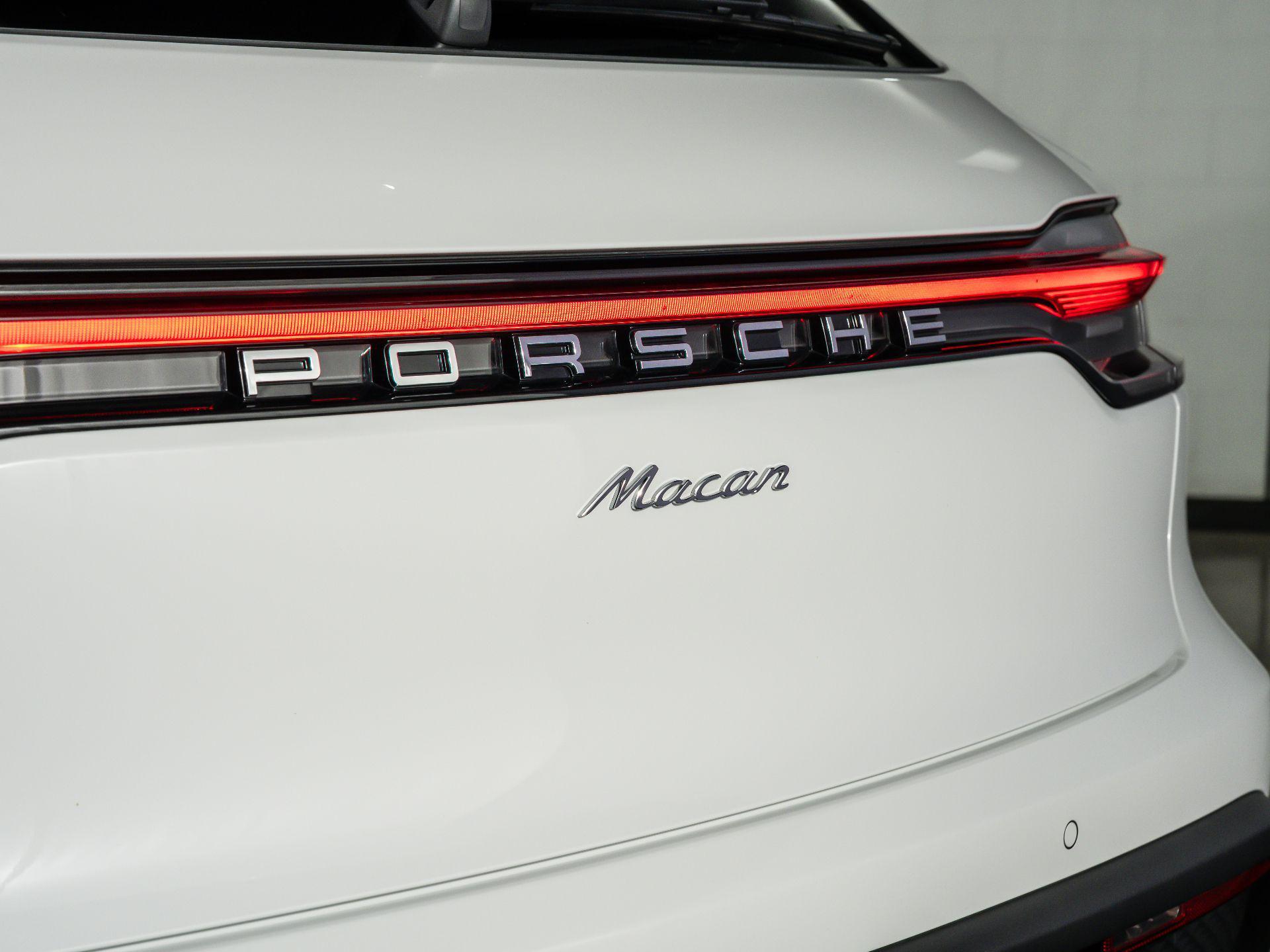2026 Porsche Macan Base - Photo 30