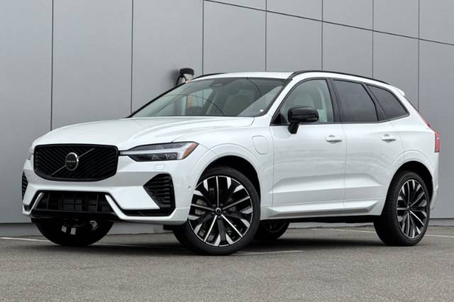 2026 Volvo XC60 Plug-In Hybrid T8 Ultra