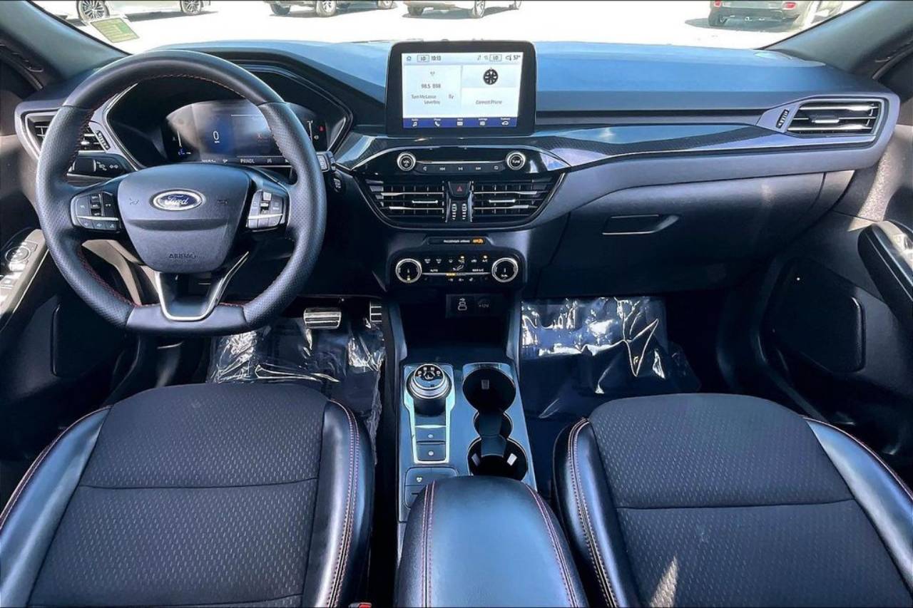 2024 Ford Escape ST-Line - Photo 16