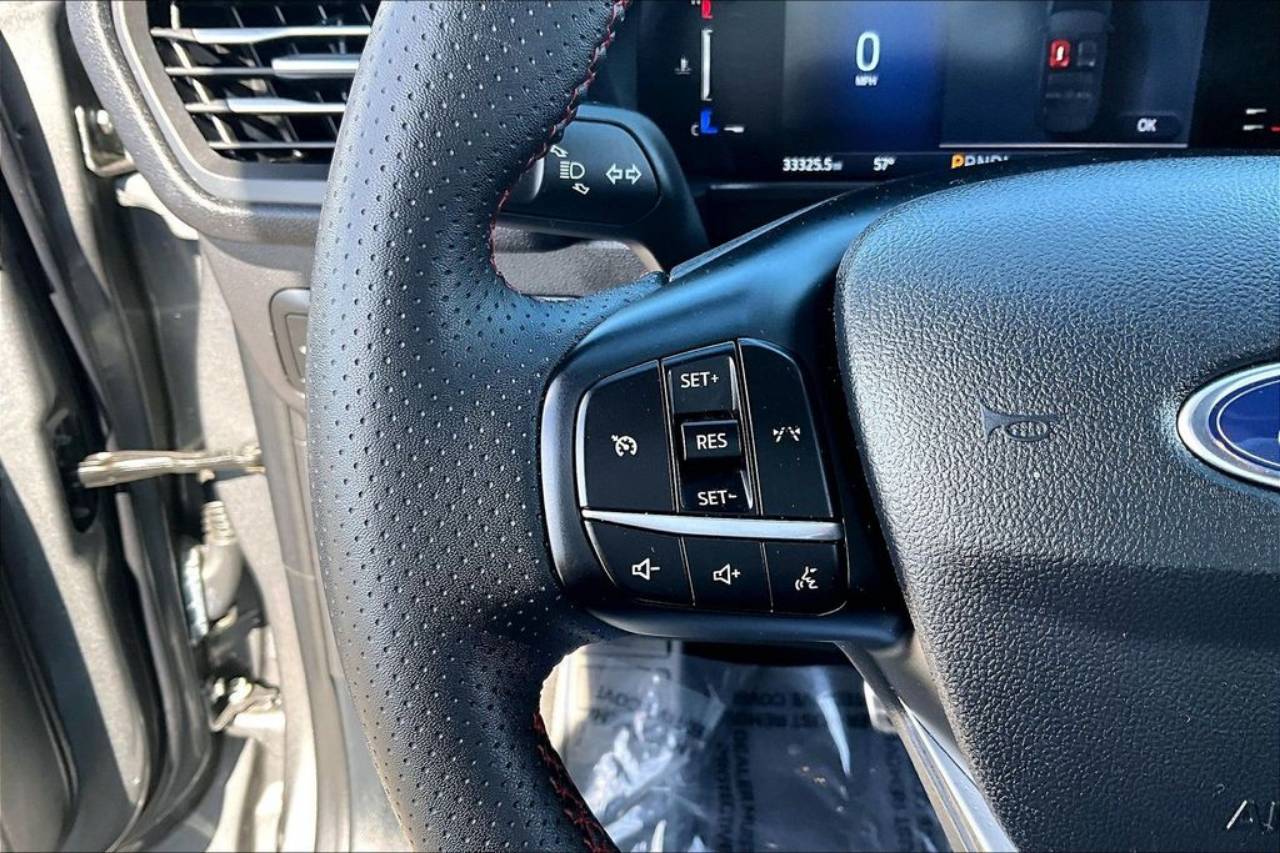2024 Ford Escape ST-Line - Photo 18