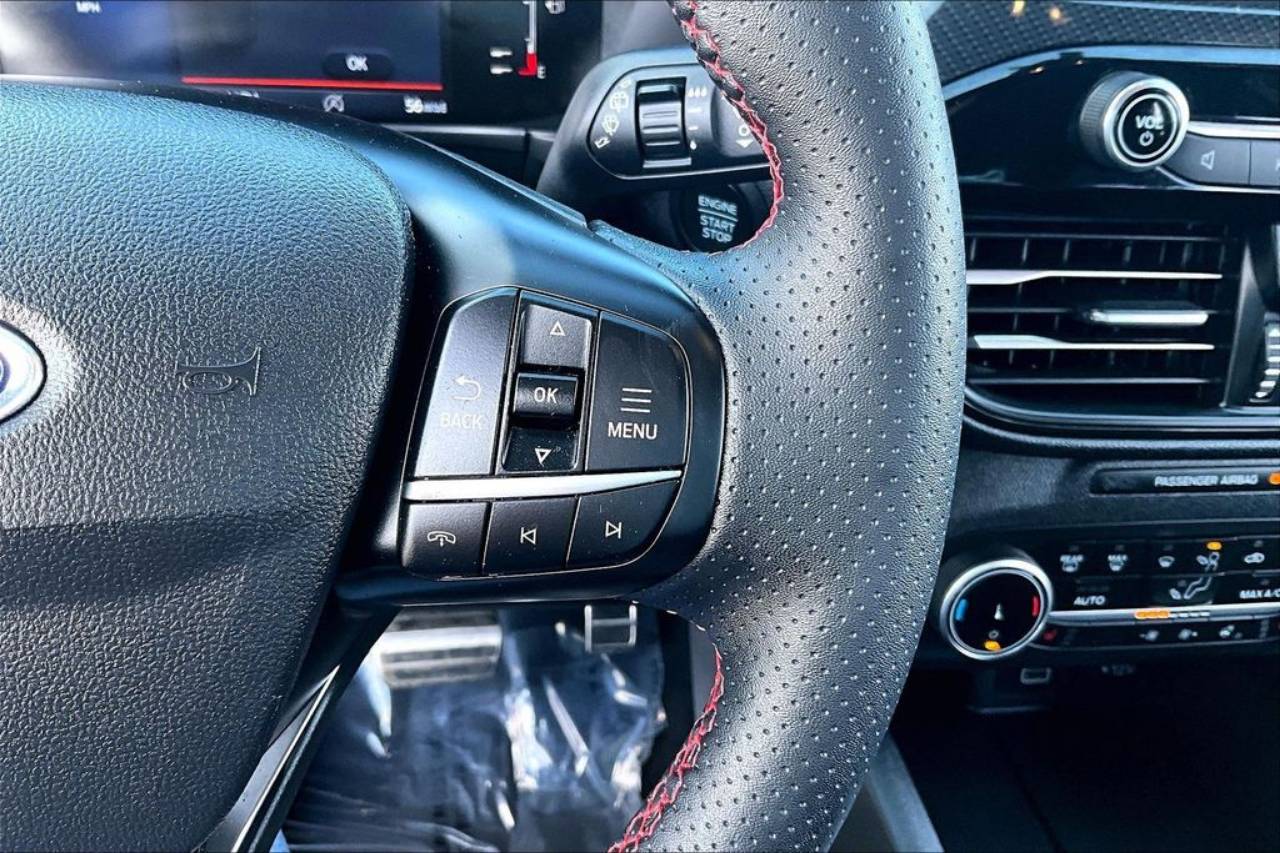 2024 Ford Escape ST-Line - Photo 19