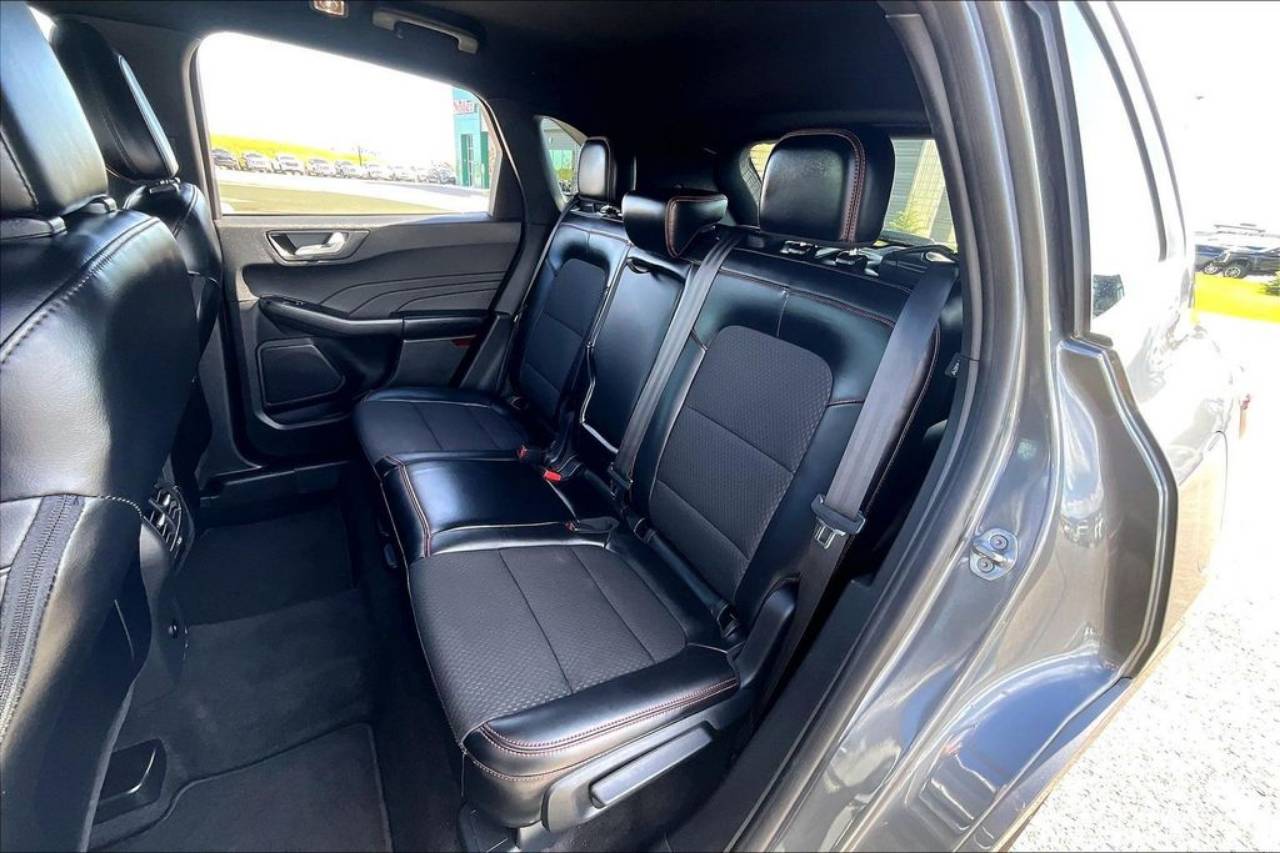 2024 Ford Escape ST-Line - Photo 26
